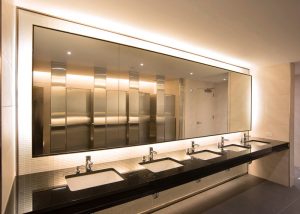 corporate-bathroom-commercial-buidling